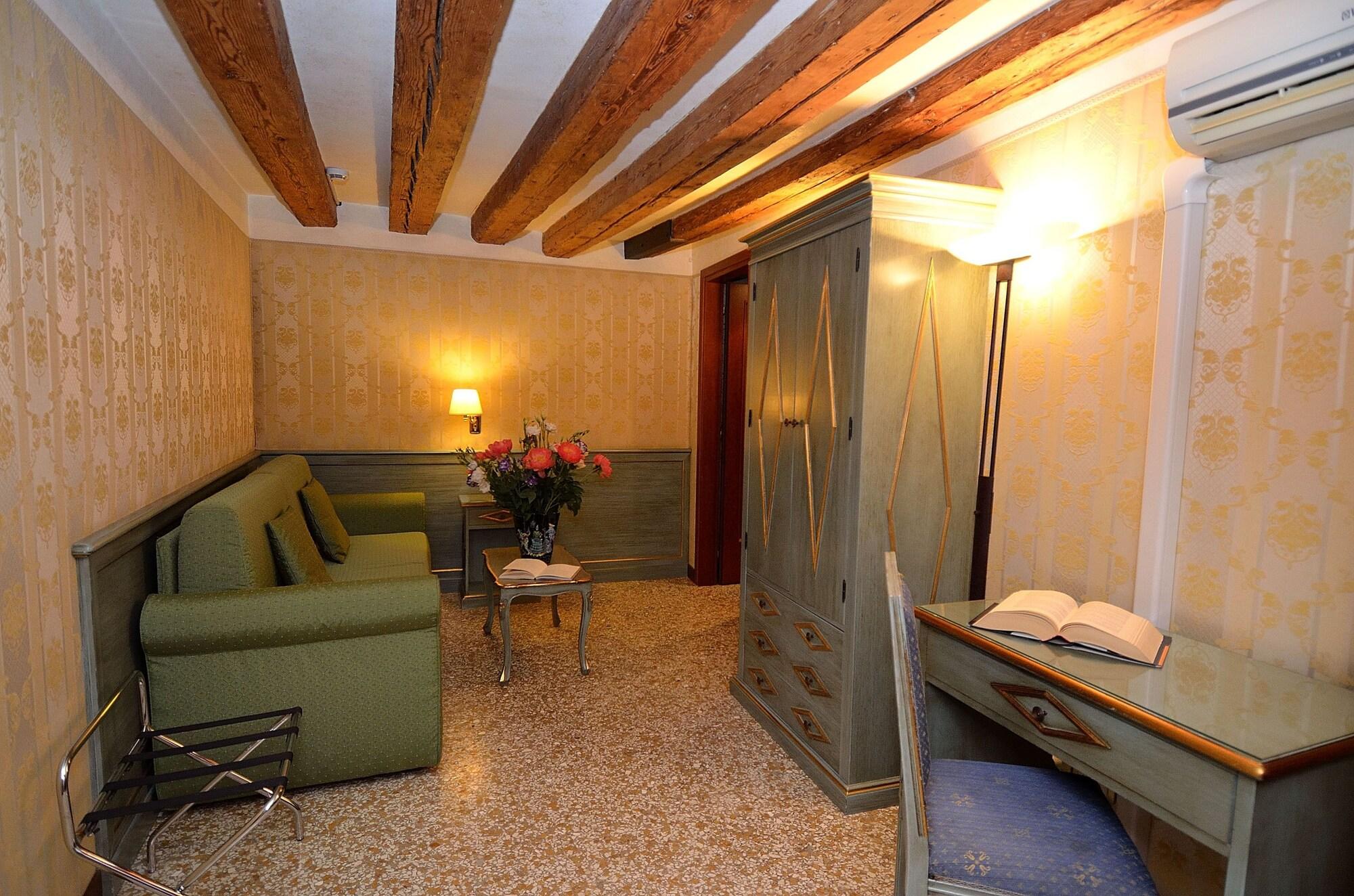 ヴェネツィア ロカンダ ラ コルテ Bed & Breakfast エクステリア 写真