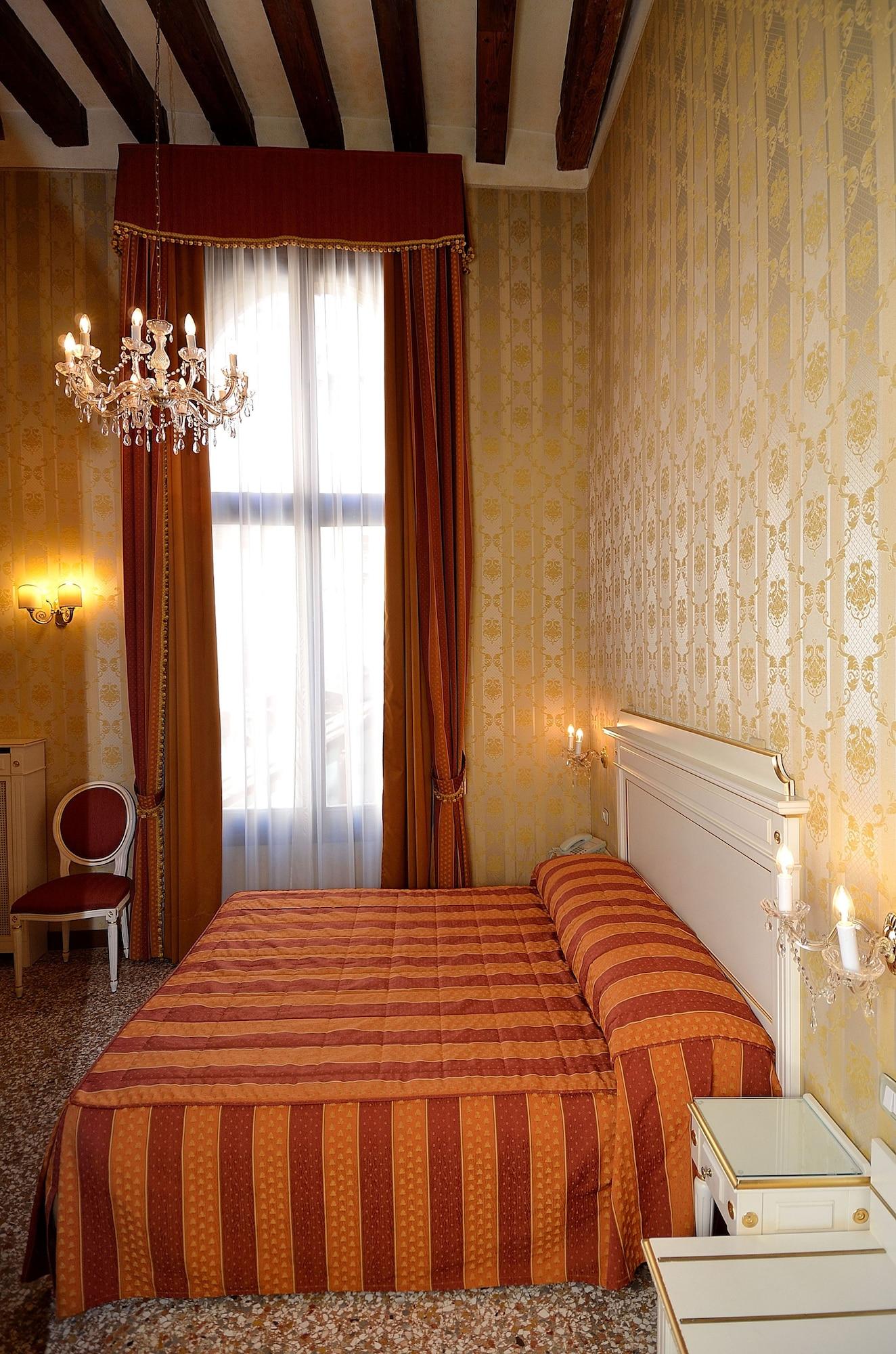 ヴェネツィア ロカンダ ラ コルテ Bed & Breakfast エクステリア 写真